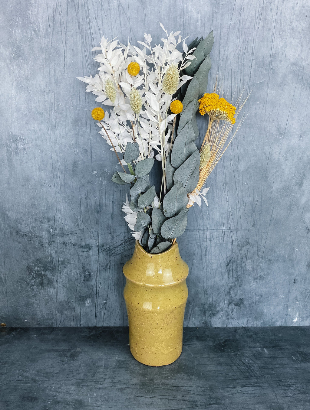 Flora Dried Flower Mini Arrangement